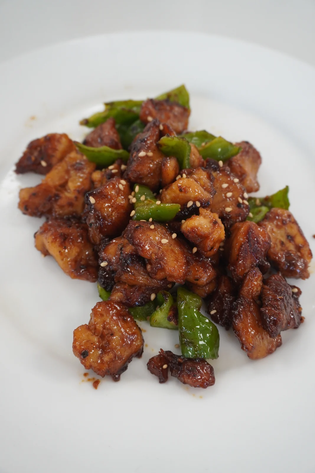 Pepper and lion’s mane mushroom stir-fry